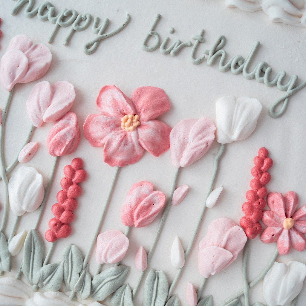 Vegane Torte Blumendeko 