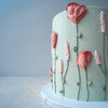 Vegane Torte mit Cremeblumen