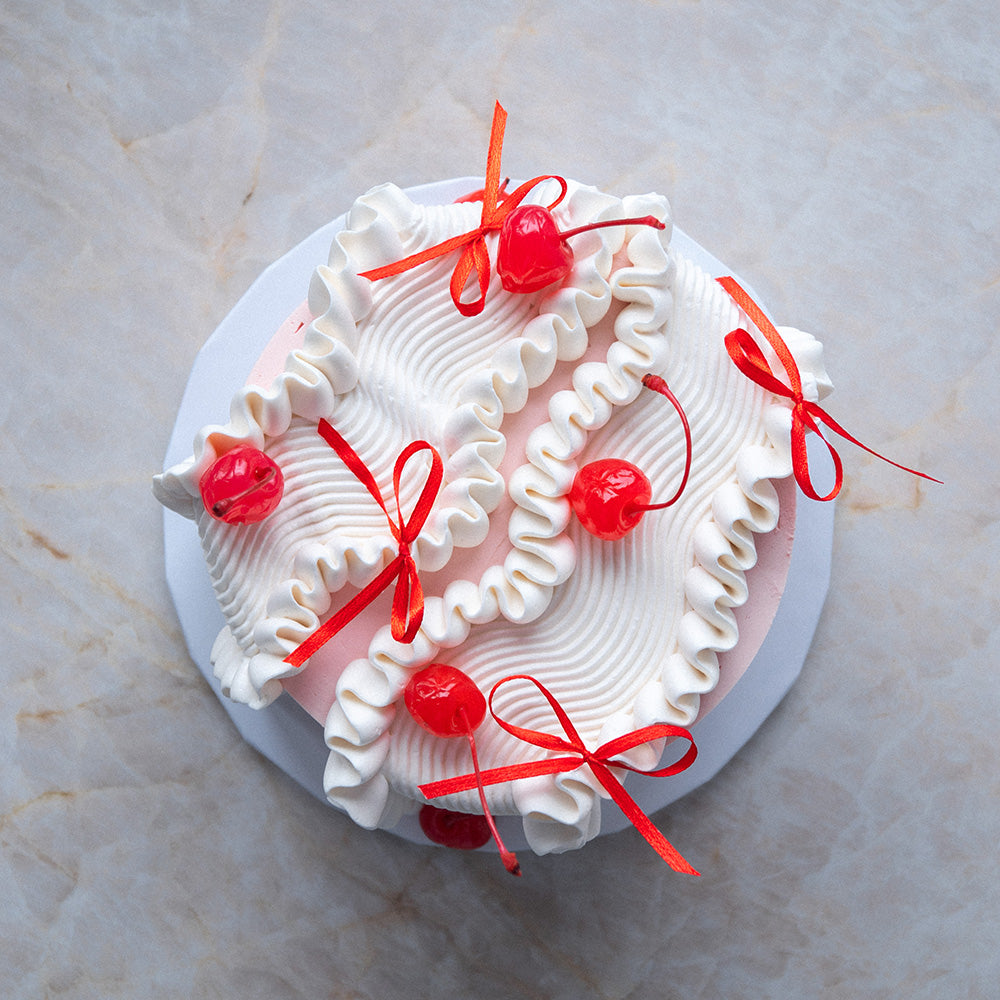 Vegane Torte mit Schleifen