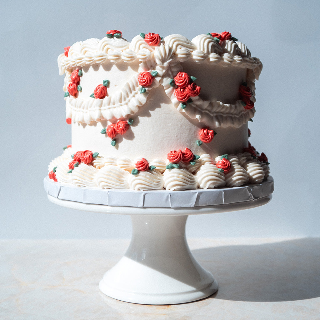 Vegane Torte mit Blumen