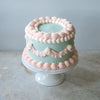 Veganer Vintage Cake mit Cremedeko